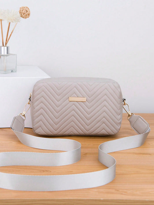 1Pc Gray Quilted V-Groove Embossed Lady'S Fashion Versatile Shoulder Crossbody Messenger Bag with Gold Metal Decor